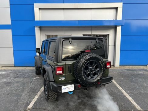 Used 2023 Jeep Wrangler Unlimited w/ Cold Weather Group image 10