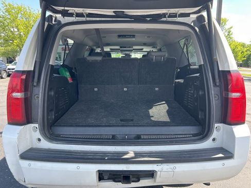 Used 2018 Chevrolet Suburban LT AWD/4WD image 4