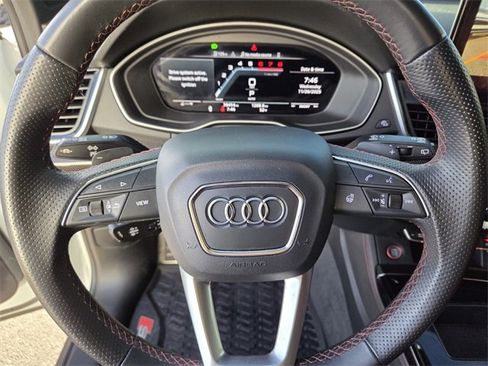 Used 2023 Audi SQ5 Premium Plus w/ Premium Plus Package image 17