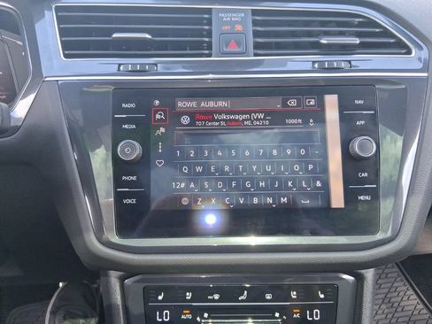 Used 2022 Volkswagen Tiguan SEL R-Line AWD/4WD image 22