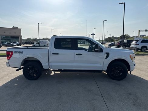 Used 2022 Ford F150 XL w/ STX Black Appearance Package AWD/4WD image 18
