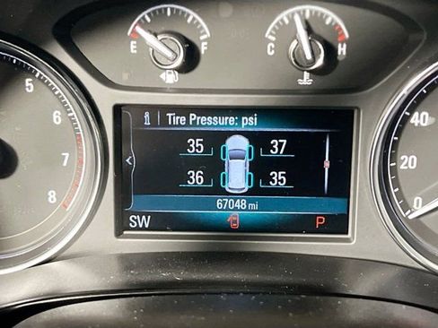 Used 2019 Buick Enclave Preferred w/ LPO, Luxury Package image 19