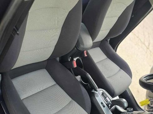 Used 2015 Chevrolet Cruze LS image 13