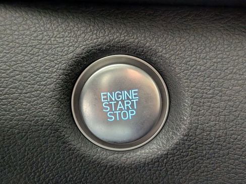 Used 2022 Hyundai Santa Fe SEL w/ Convenience Package FWD image 23