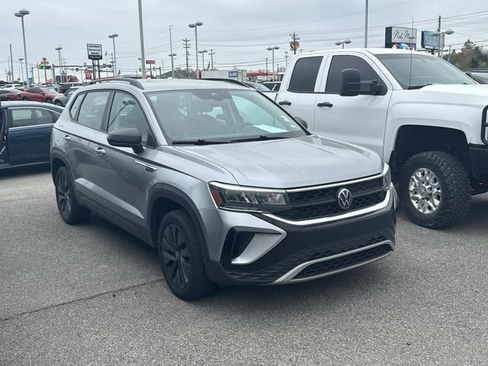 Used 2024 Volkswagen Taos S image 2