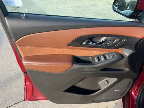 Used 2018 Chevrolet Traverse High Country image 14