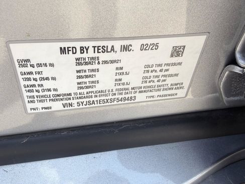 Used 2025 Tesla Model S AWD/4WD image 28