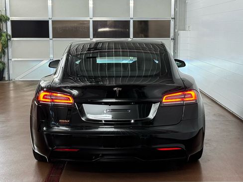 Used 2023 Tesla Model S Base image 4
