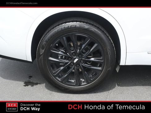 Used 2024 Cadillac XT6 Luxury FWD image 24