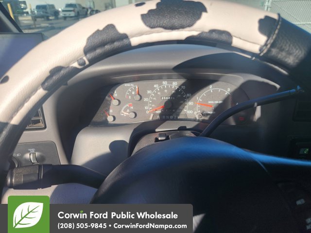 Used 2000 Ford F350 XLT AWD/4WD image 9