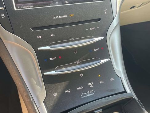 Used 2015 Lincoln MKZ w/ Equipment Group 101A Select FWD image 25