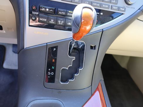 Used 2012 Lexus RX 350 FWD w/ Premium Pkg image 29