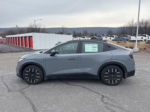 New 2026 Nissan Leaf Platinum+ w/ Cargo Package (Platinum+) FWD image 9