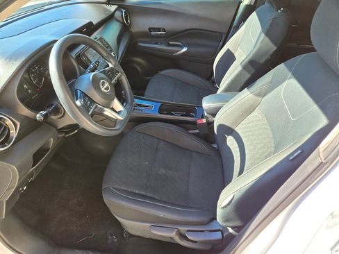 Used 2024 Nissan Kicks SV FWD image 12