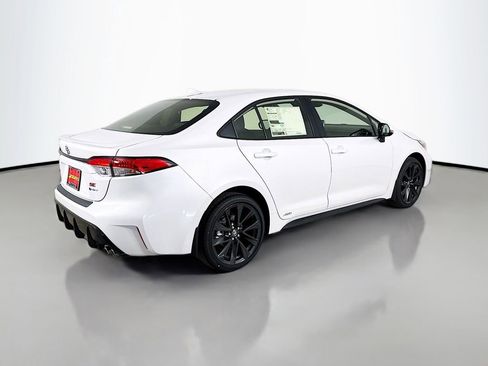 New 2026 Toyota Corolla SE w/ SE Premium Package AWD/4WD image 8