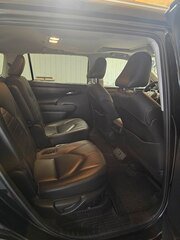 Used 2020 Toyota Highlander XLE AWD/4WD image 8