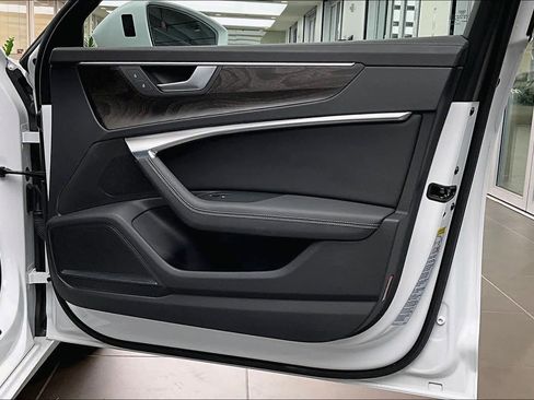 Used 2023 Audi A6 Premium Plus w/ Premium Plus Package image 22