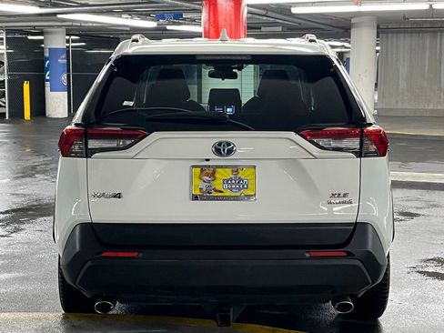 Used 2020 Toyota RAV4 XLE w/ Convenience Package AWD/4WD image 30