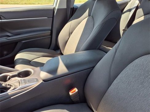 Used 2023 Toyota Camry LE image 51