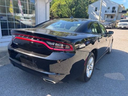 Used 2023 Dodge Charger SXT image 5