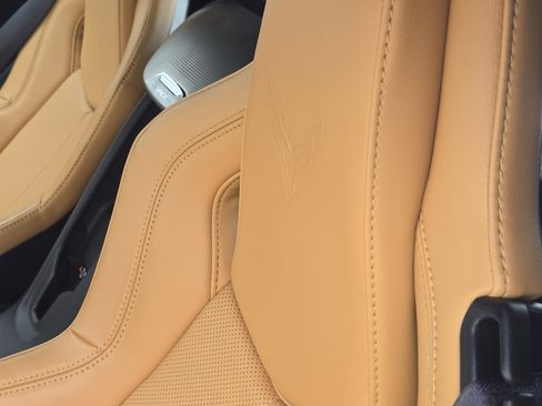 Used 2023 Chevrolet Corvette Stingray Preferred Cpe w/ Z51 Performance Package image 17