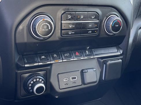 Used 2022 Chevrolet Silverado 1500 Custom w/ LPO, Dark Essentials Package AWD/4WD image 18