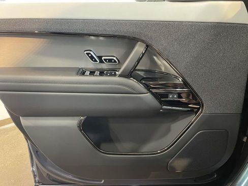 New 2026 Land Rover Range Rover Sport Dynamic SE AWD/4WD image 31