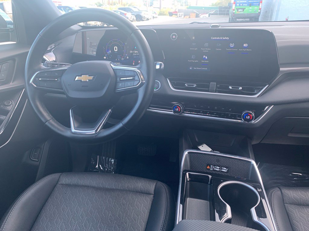 Used 2025 Chevrolet Equinox LT w/ Convenience Package II AWD/4WD image 12