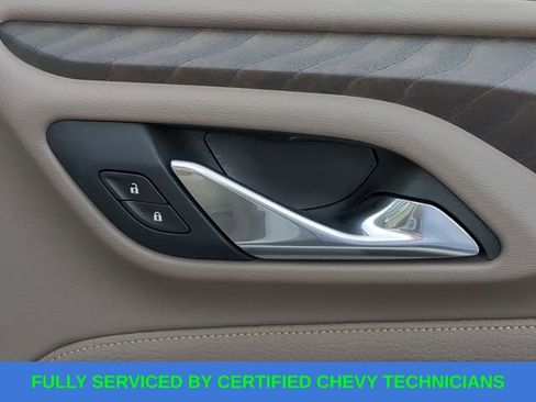 Used 2021 GMC Yukon Denali w/ Denali Premium Package image 46