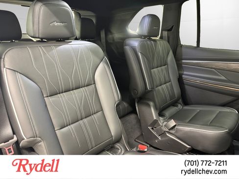 Used 2026 Buick Enclave Avenir w/ Super Cruise Package AWD/4WD image 18