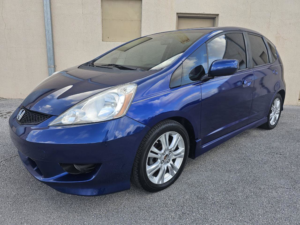 Used 2009 Honda Fit Sport image 2