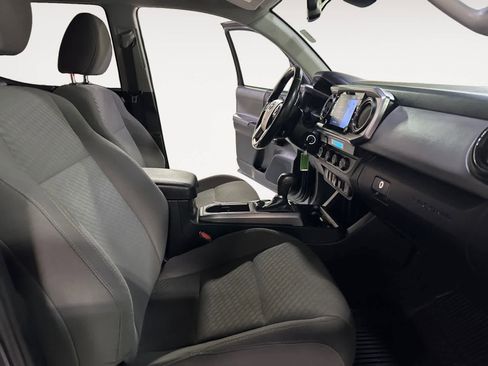 Used 2021 Toyota Tacoma SR5 image 20