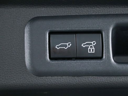 Used 2024 Toyota Sequoia SR5 w/ SR5 Premium Package AWD/4WD image 34