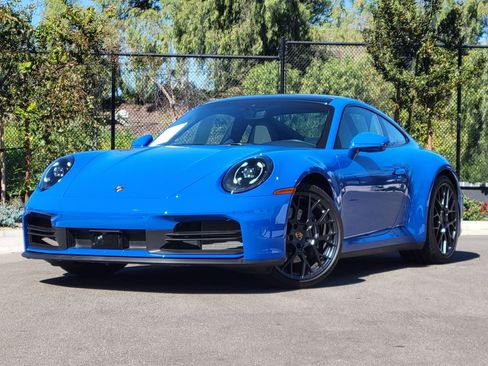 Certified 2025 Porsche 911 Carrera image 1