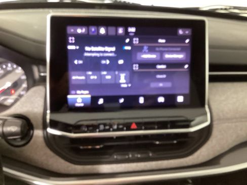 Used 2022 Jeep Compass Latitude w/ Convenience Group FWD image 22