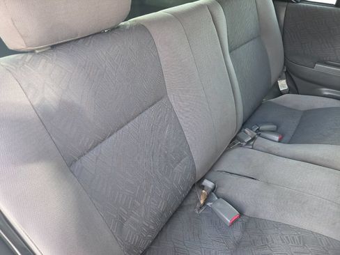 Used 2003 Isuzu Rodeo S RWD image 38