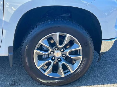 Used 2026 Chevrolet Silverado 1500 LT AWD/4WD image 10