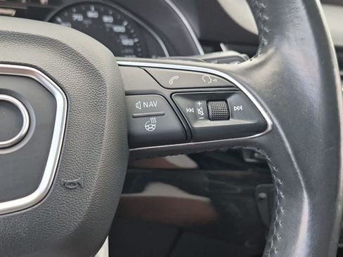 Used 2019 Audi Q7 3.0T Premium w/ Convenience Package AWD/4WD image 23