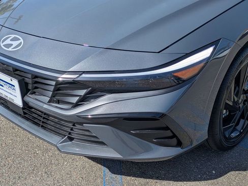 New 2026 Hyundai Elantra SEL Sport Premium FWD image 9