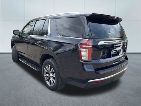Used 2022 Chevrolet Tahoe LT w/ LT Signature Plus Package AWD/4WD image 2