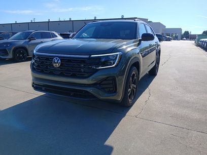 New 2026 Volkswagen Atlas Cross Sport SEL R-Line