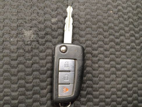 Used 2021 Nissan Rogue Sport S FWD image 32