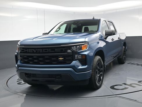 Certified 2024 Chevrolet Silverado 1500 Custom image 11