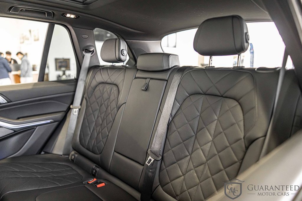 Used 2025 BMW X5 M60i w/ Climate Comfort Package AWD/4WD image 34
