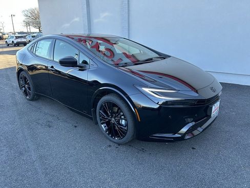 New 2026 Toyota Prius AWD image 4