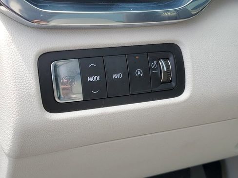 Used 2024 GMC Acadia Denali w/ Super Cruise Package AWD/4WD image 10