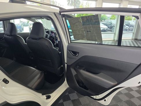 Used 2024 Subaru Crosstrek 2.5i Limited w/ Crosstrek Mirror Package AWD/4WD image 38