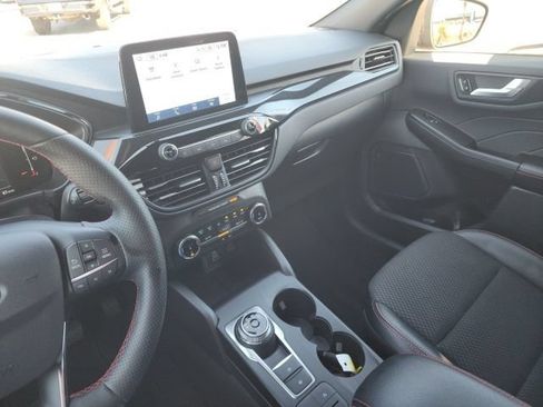 Used 2025 Ford Escape ST-Line AWD/4WD image 35