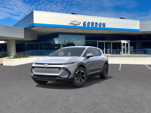 New 2026 Chevrolet Equinox EV LT image 8