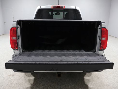 Used 2018 Chevrolet Colorado Z71 AWD/4WD image 4